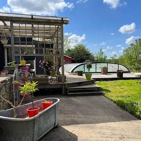 Gite Mimosa Saint-Florent-des-Bois エクステリア 写真